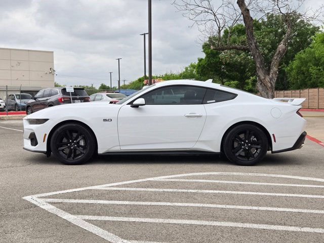 2025 Ford Mustang Base