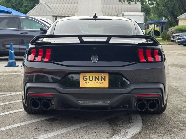2024 Ford Mustang Dark Horse