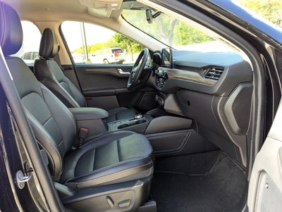 2020 Ford Escape Titanium Hybrid