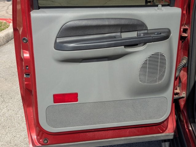 2005 Ford Excursion XLT