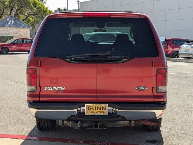 2005 Ford Excursion XLT