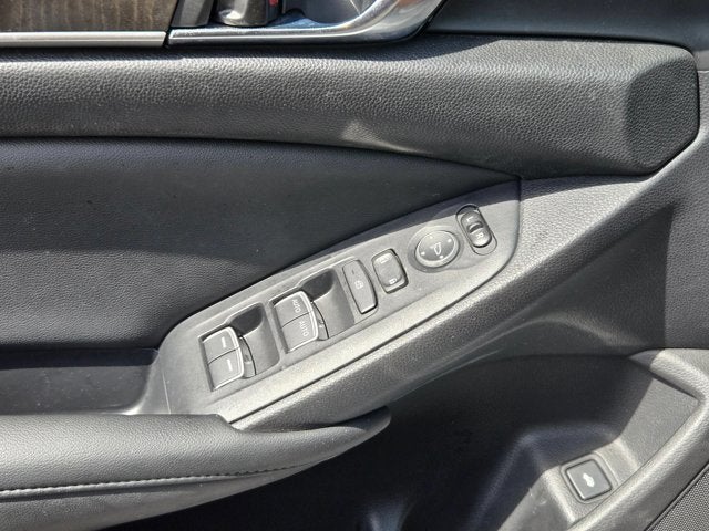 2019 Honda Accord Hybrid EX