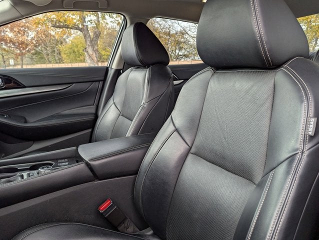 2023 Nissan Maxima SV