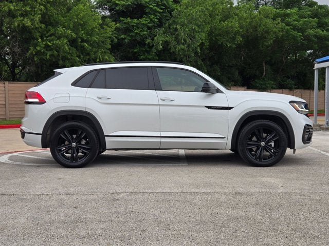 2023 Volkswagen Atlas Cross Sport 2.0T SEL R-Line Black