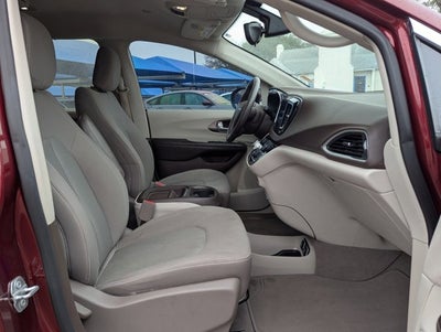 2017 Chrysler Pacifica Touring Plus