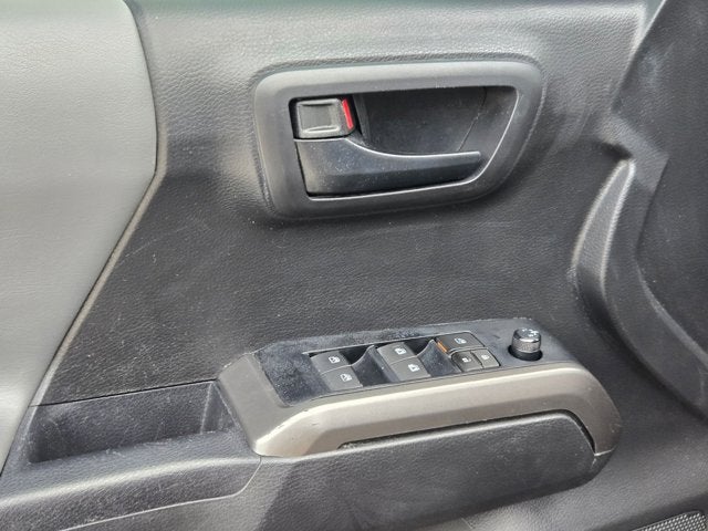 2023 Toyota Tacoma 2WD SR5