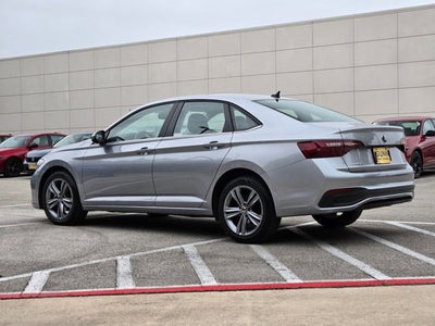 2024 Volkswagen Jetta SE