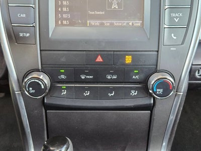2017 Toyota Camry SE