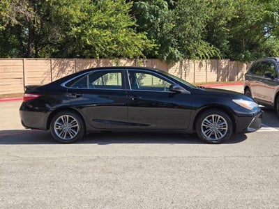 2017 Toyota Camry SE