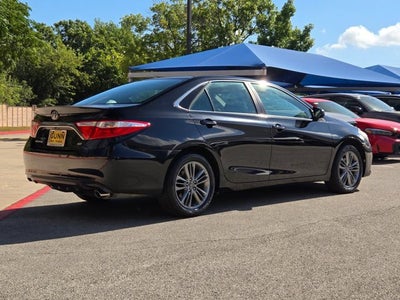 2017 Toyota Camry SE