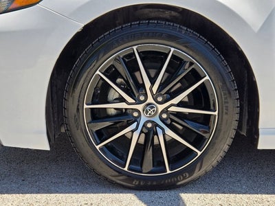 2022 Toyota Camry SE