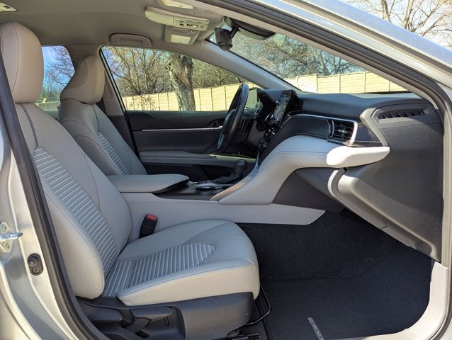 2024 Toyota Camry Hybrid SE