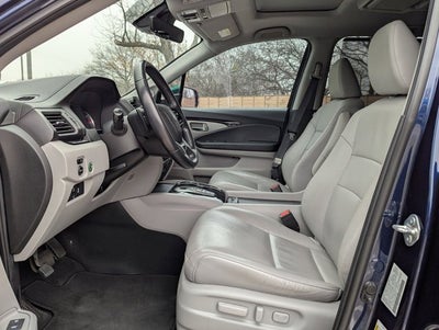 2022 Honda Pilot Touring 7-Passenger