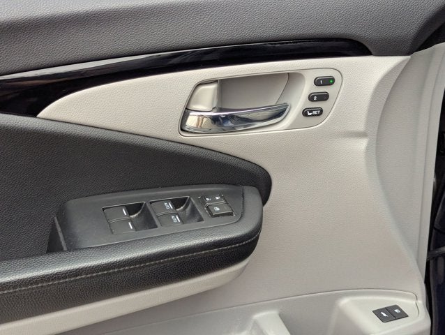 2022 Honda Pilot Touring 7-Passenger