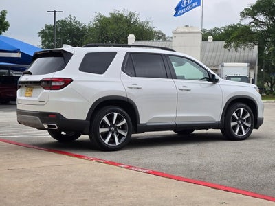 2025 Honda Pilot Base