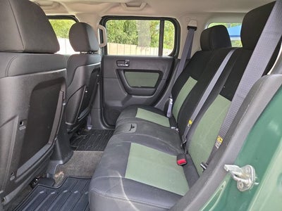 2006 HUMMER H3 Base