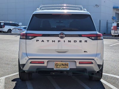 2023 Nissan Pathfinder SL