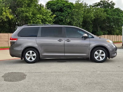 2013 Toyota Sienna Base