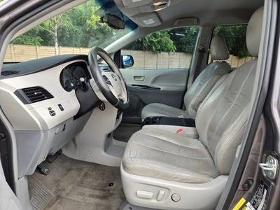2013 Toyota Sienna Base