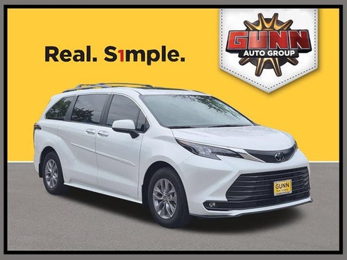 2026 Toyota Sienna XLE