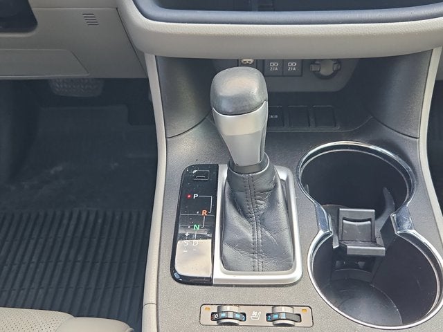 2018 Toyota Highlander Base