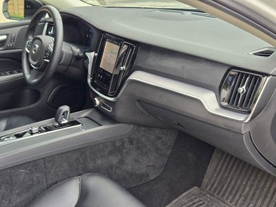 2024 Volvo S60 Core Dark Theme