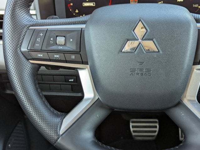 2025 Mitsubishi Outlander SEL