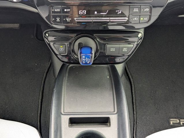 2019 Toyota Prius LE