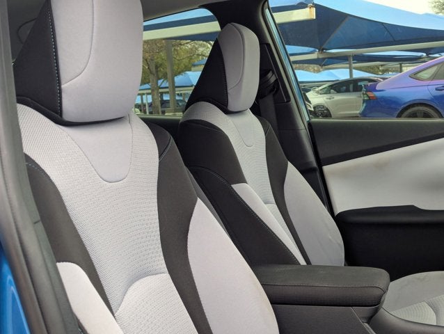 2019 Toyota Prius LE