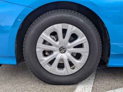2019 Toyota Prius LE