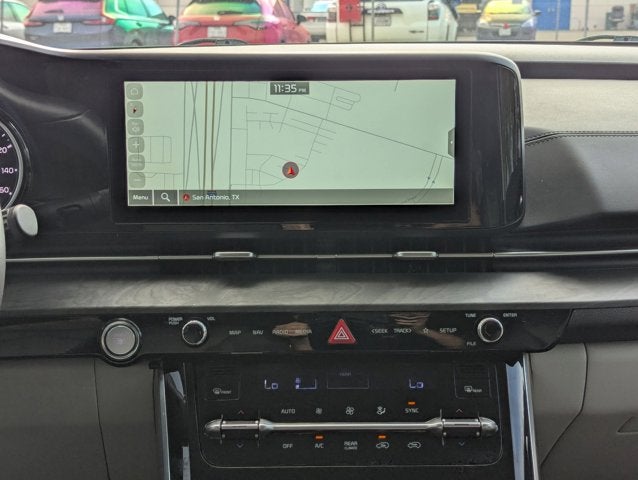 2024 Kia Carnival EX