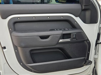2025 Land Rover Defender S