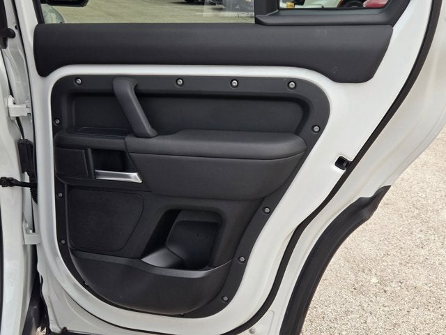 2025 Land Rover Defender S