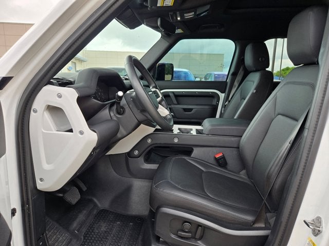 2025 Land Rover Defender S