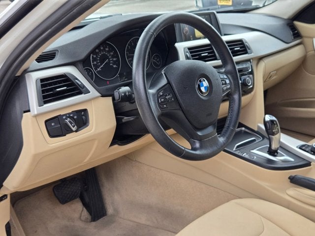 2016 BMW 3 Series 320i