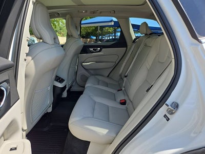 2022 Volvo XC60 Inscription