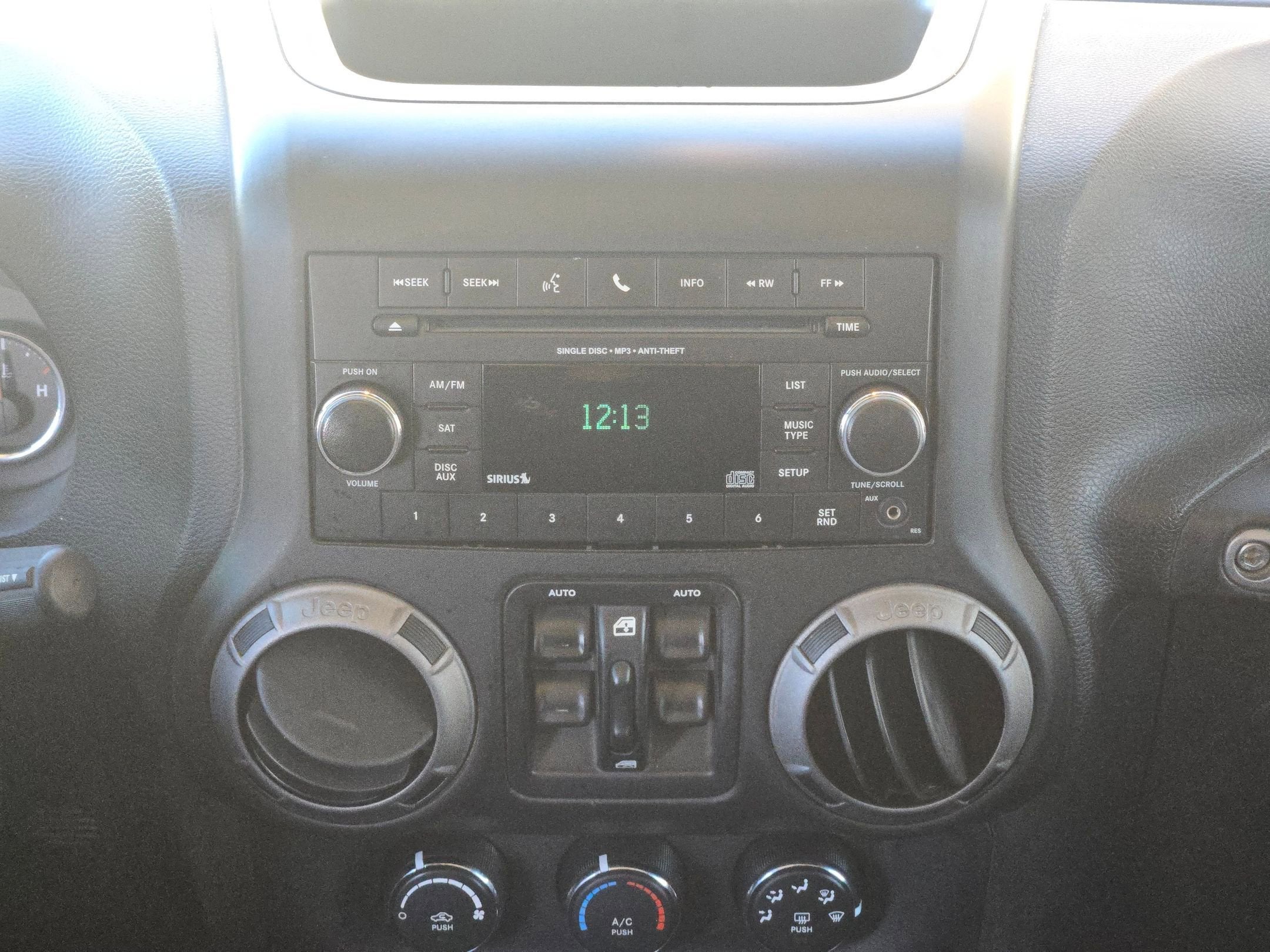 2015 Jeep Wrangler Unlimited Sport