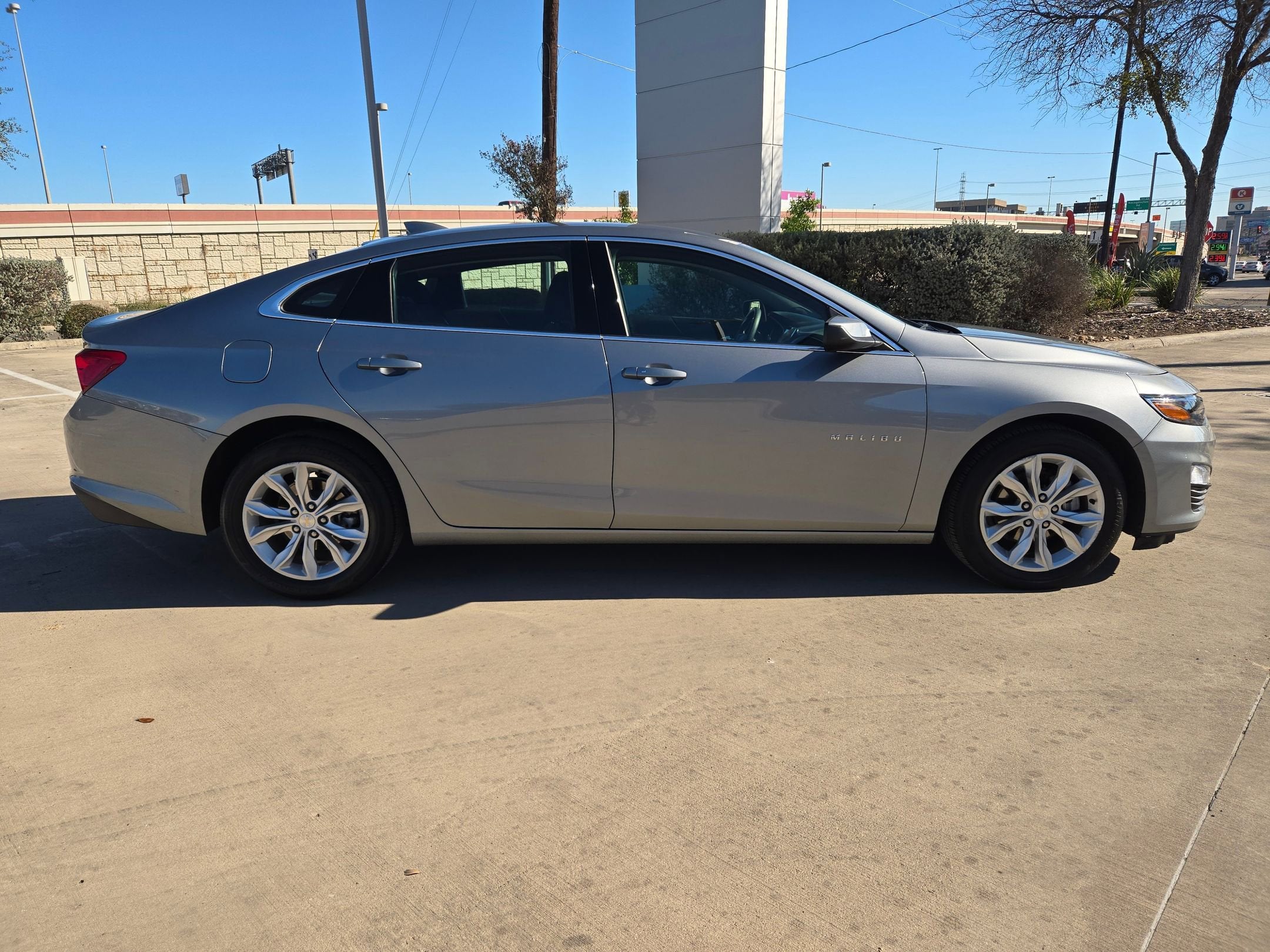 2024 Chevrolet Malibu LT