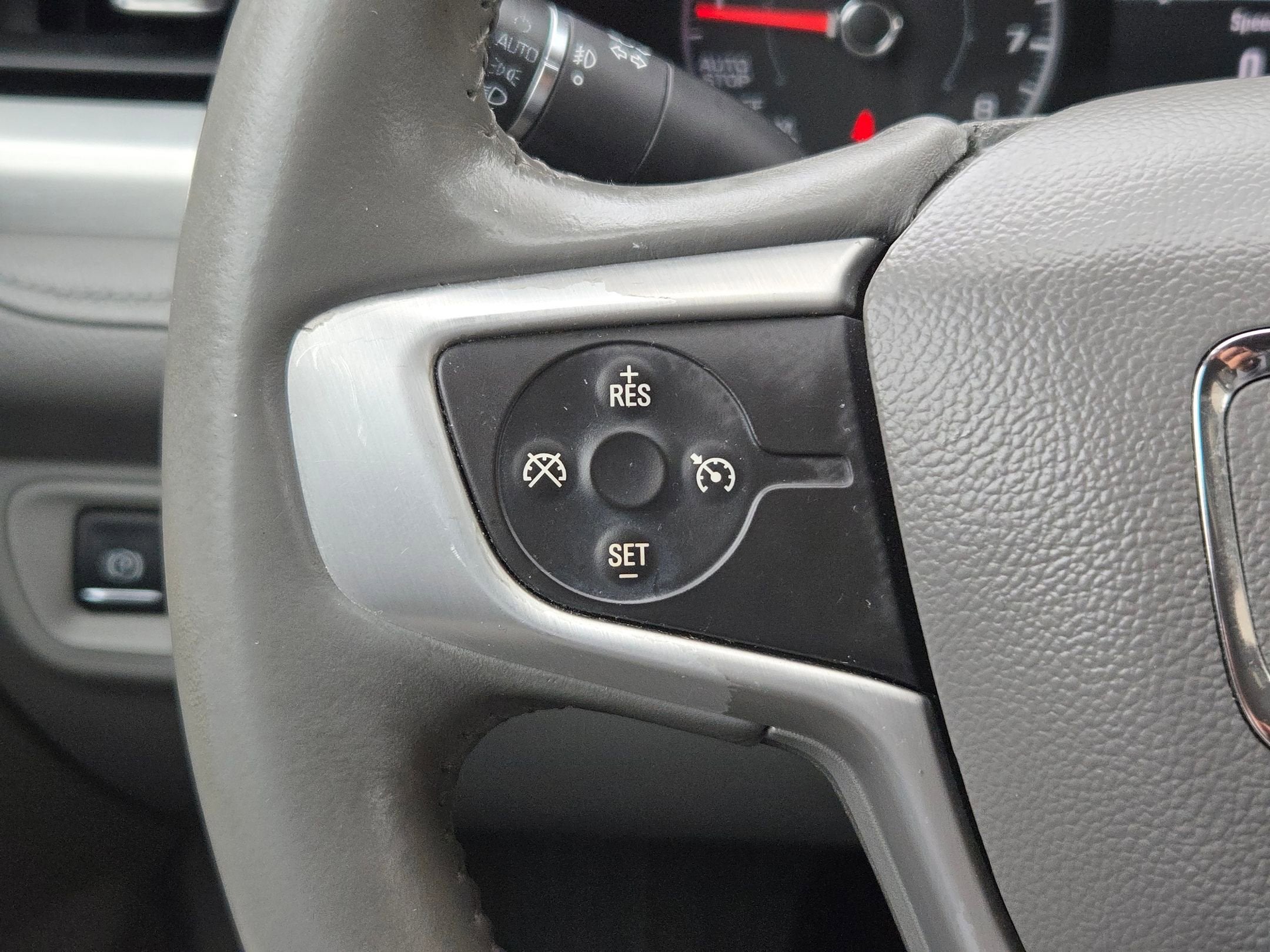 2017 GMC Acadia SLE