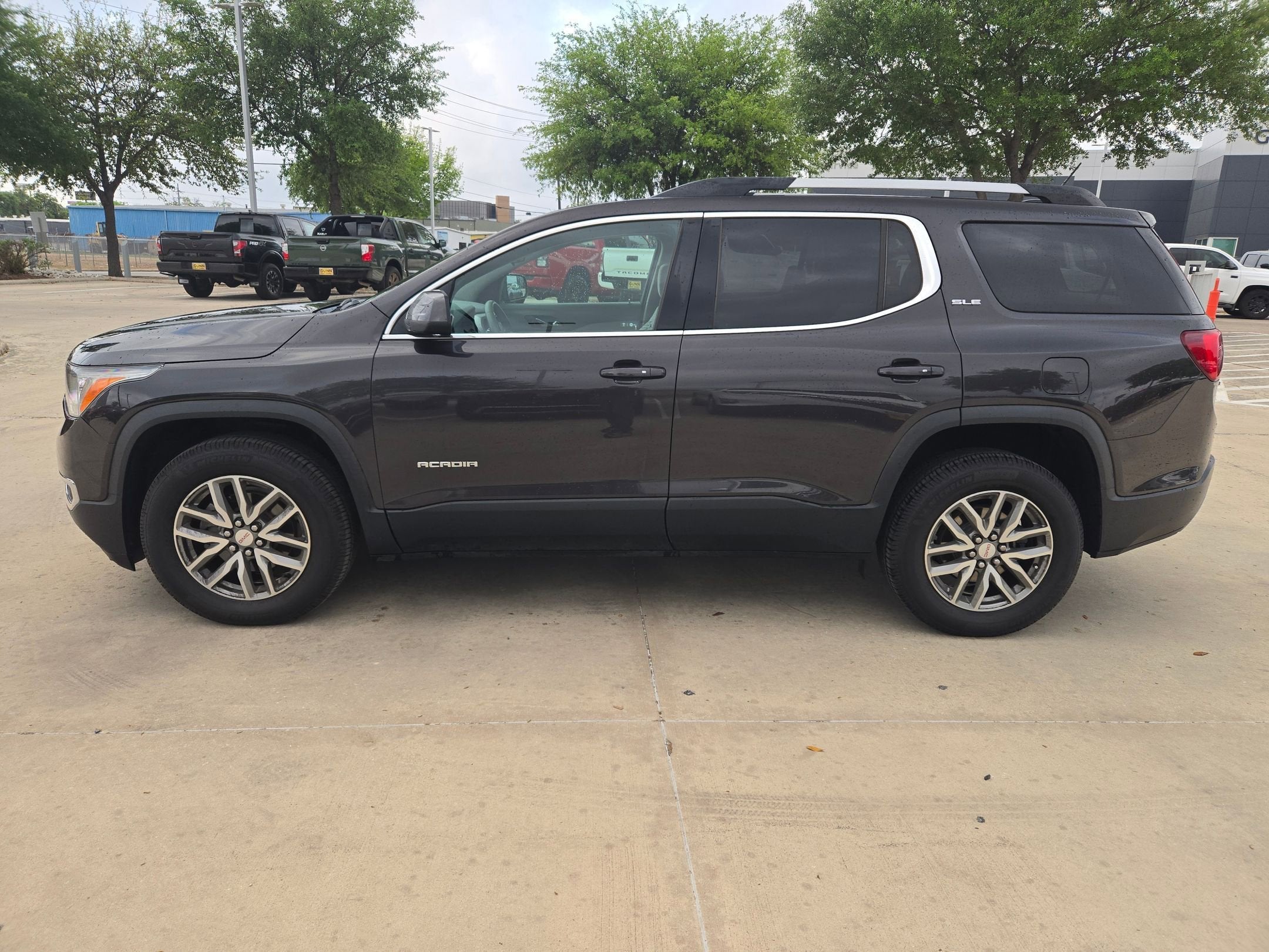 2017 GMC Acadia SLE