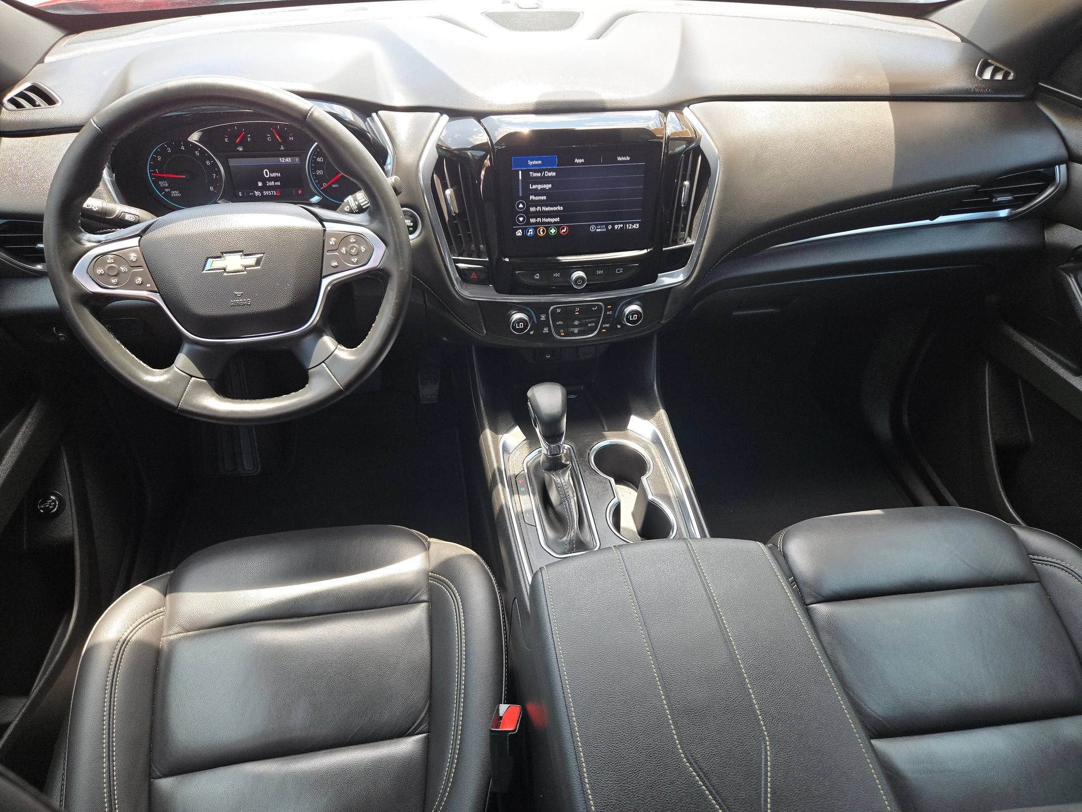 2023 Chevrolet Traverse LT Leather