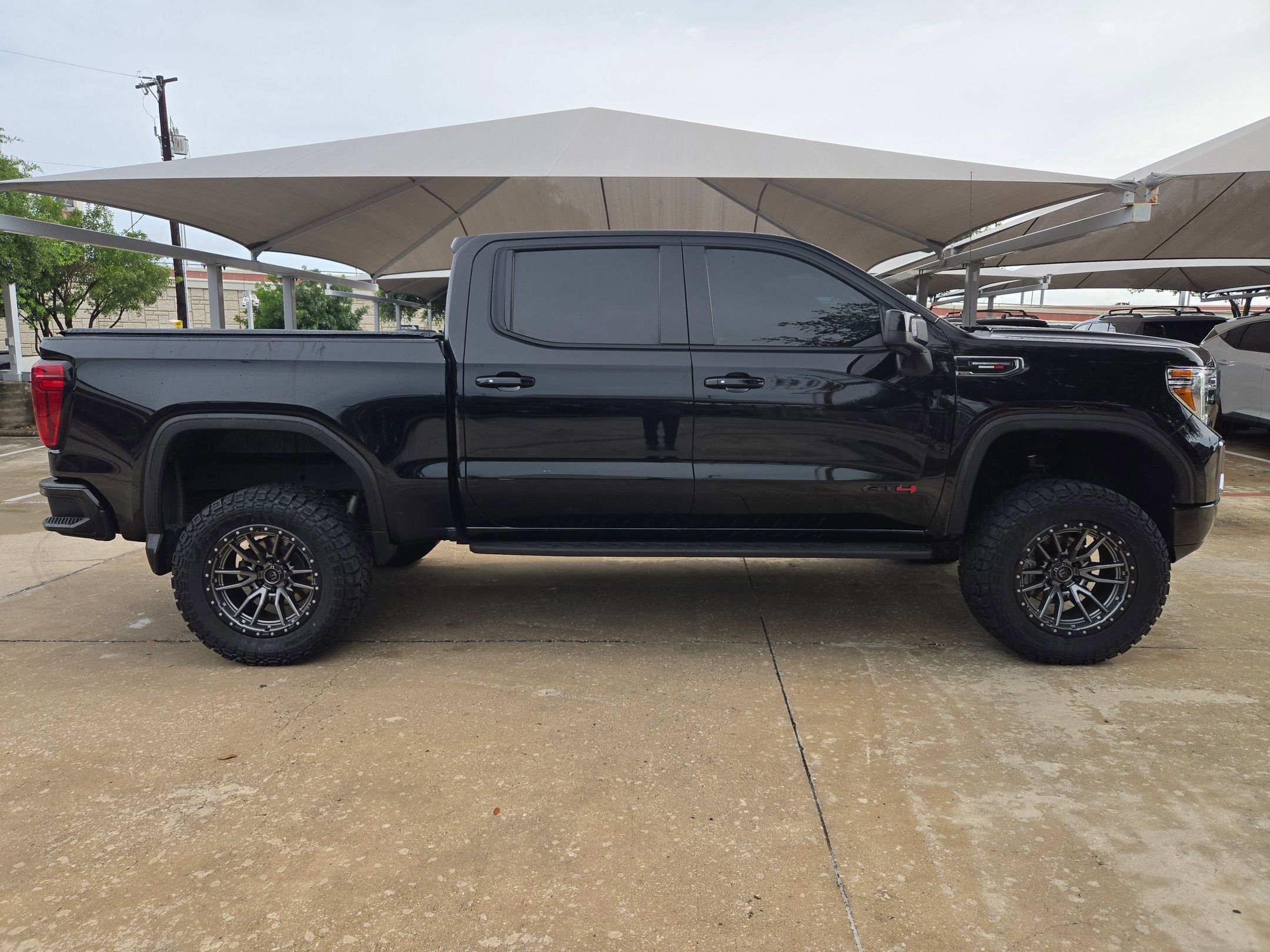2021 GMC Sierra 1500 AT4