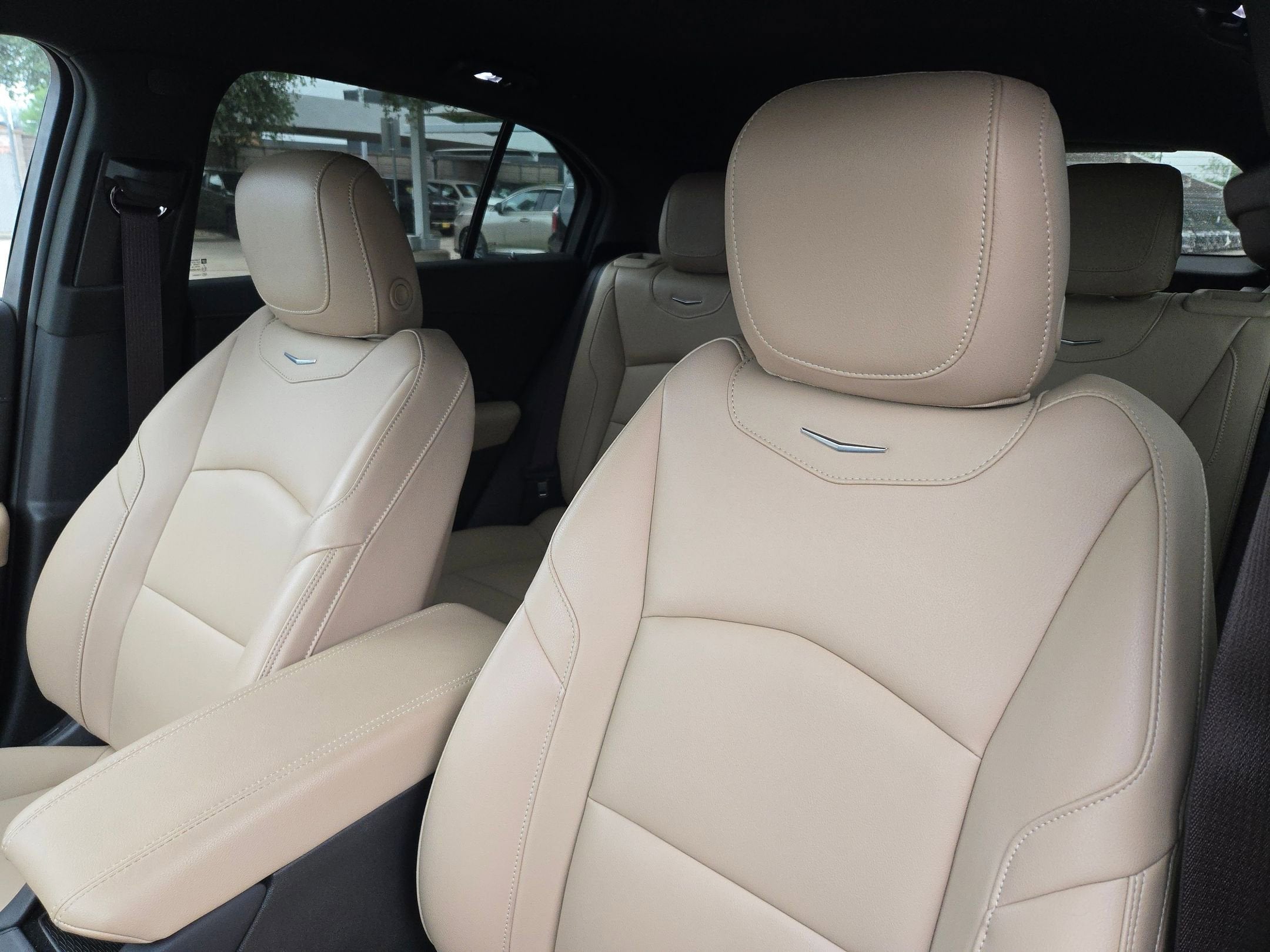 2024 Cadillac XT4 FWD Luxury