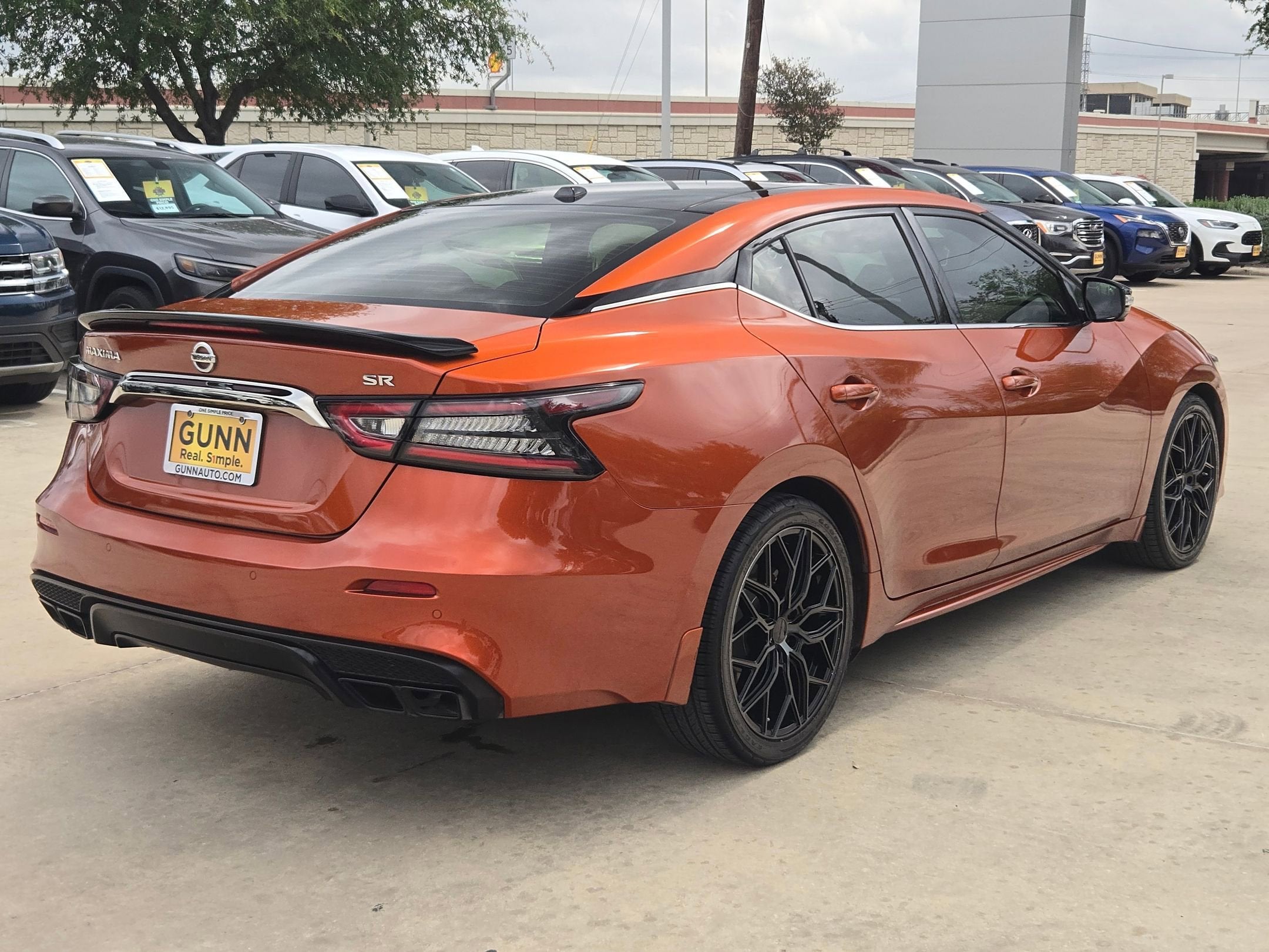 2019 Nissan Maxima SR