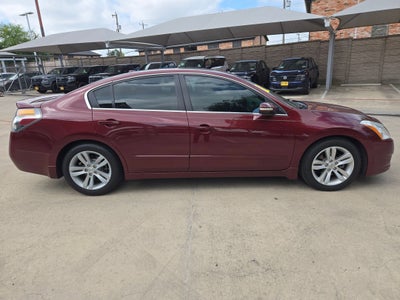 2011 Nissan Altima 3.5 SR