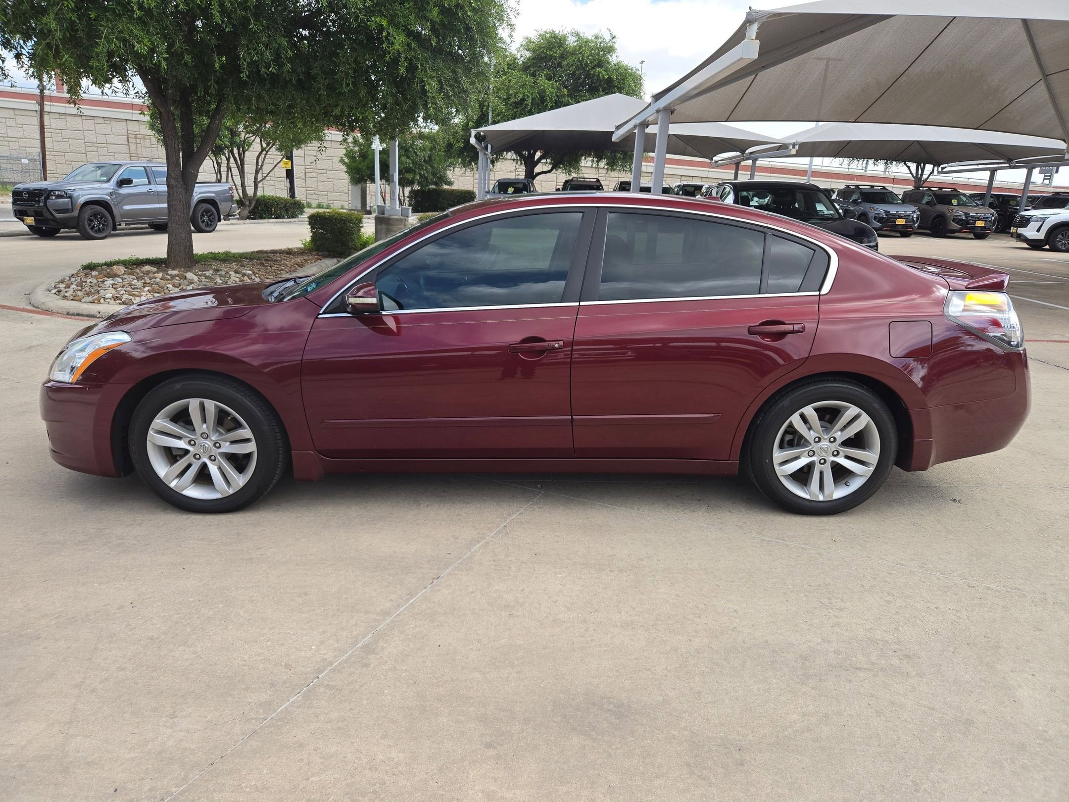 2011 Nissan Altima 3.5 SR