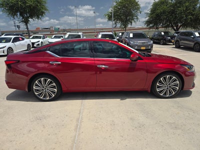 2023 Nissan Altima 2.5 SL