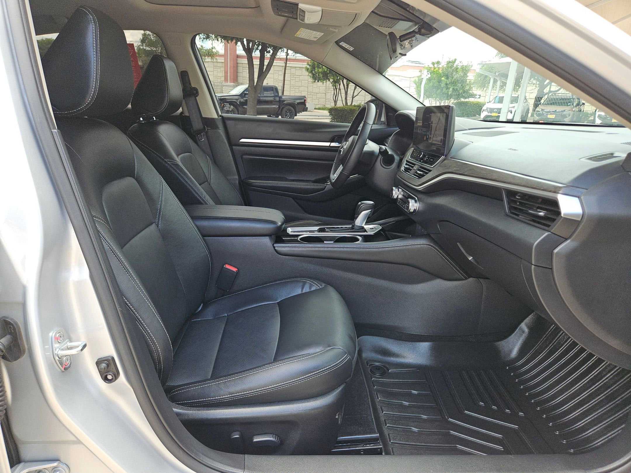 2025 Nissan Altima SL