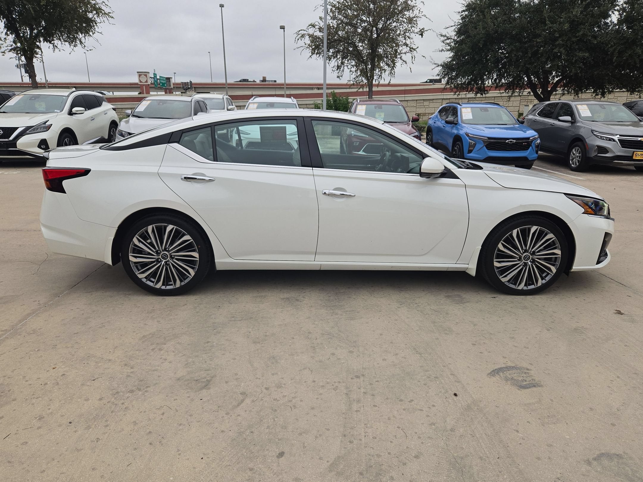 2024 Nissan Altima SL