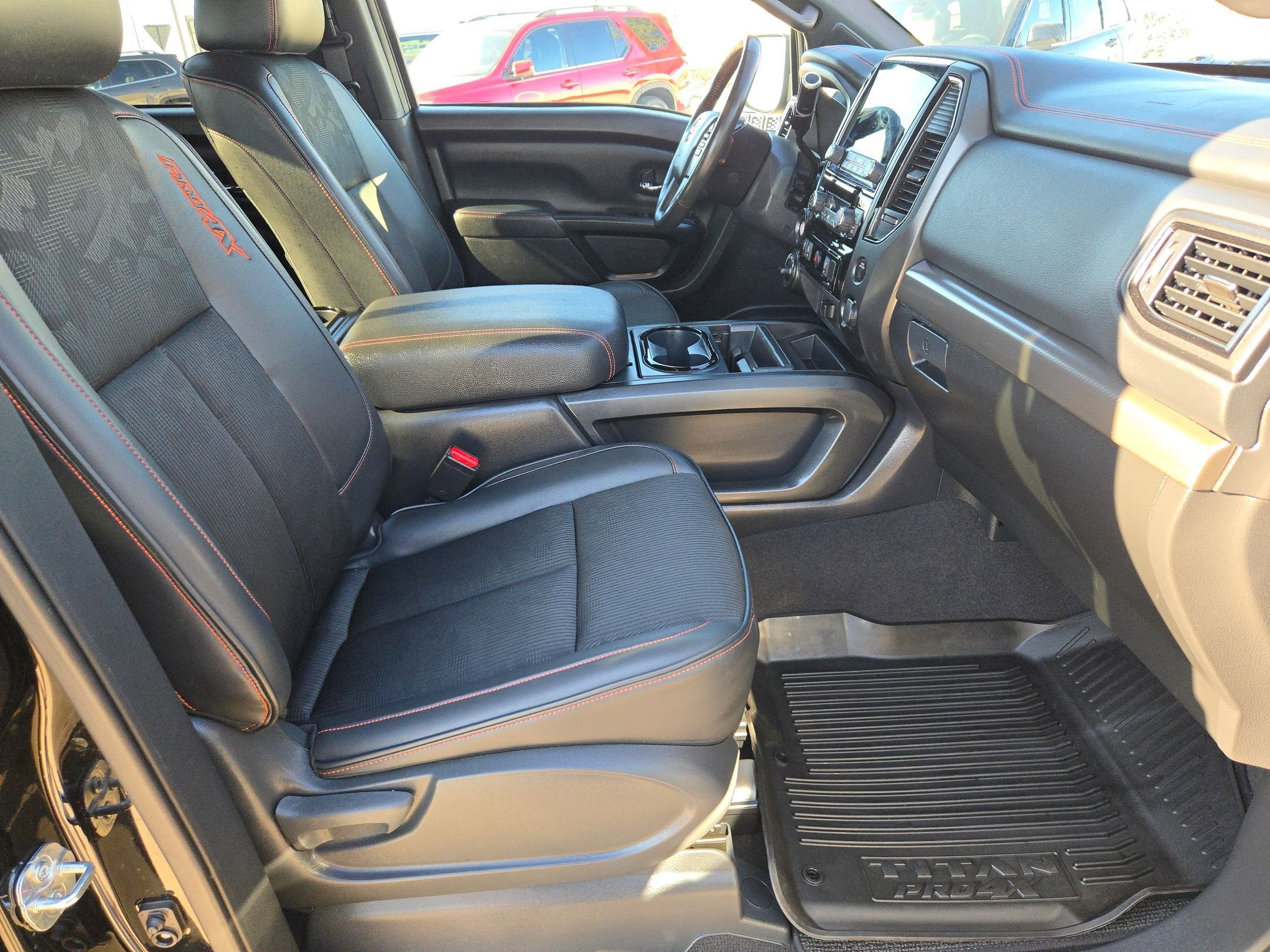 2024 Nissan Titan PRO-4X